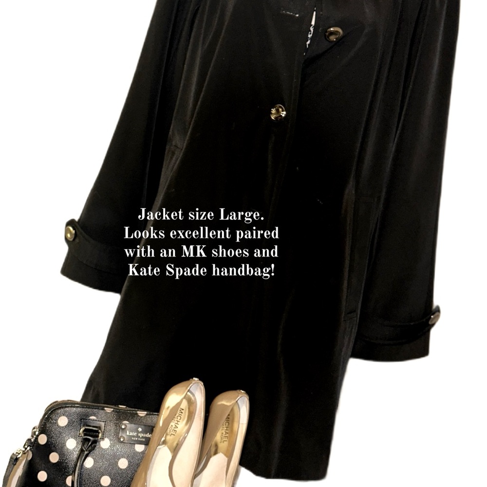 Beautiful Calvin Kleine knee length jacket - size Large